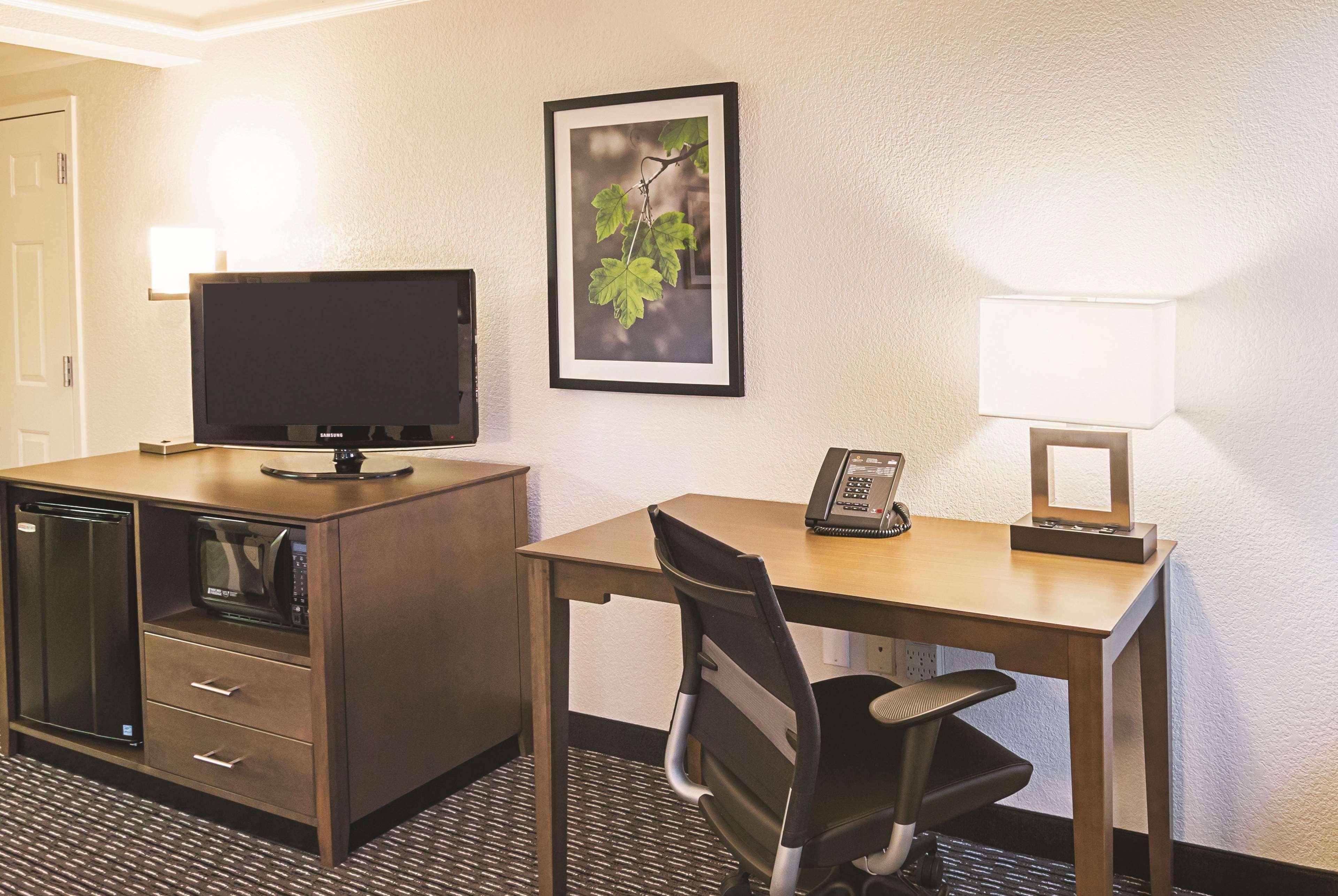 La Quinta By Wyndham Fort Worth North Екстериор снимка
